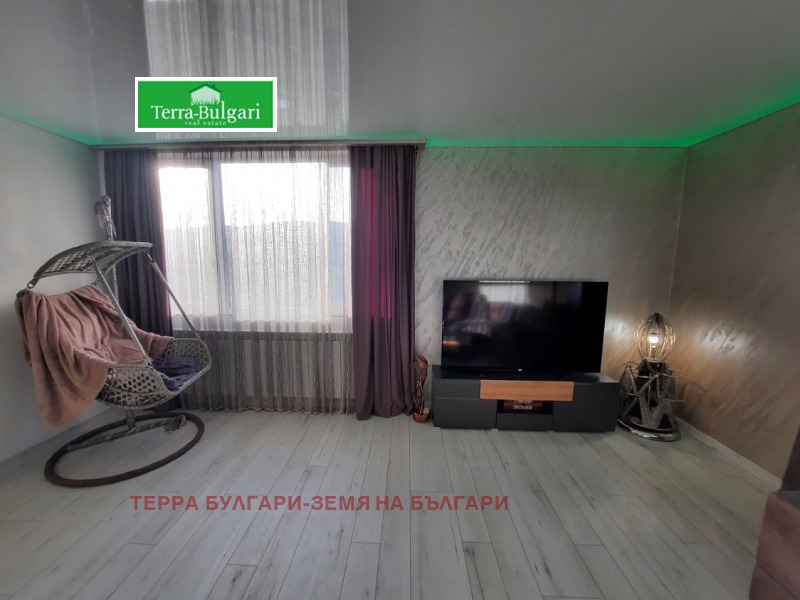 Продава  3-стаен град Перник , Изток , 117 кв.м | 74548410 - изображение [8]