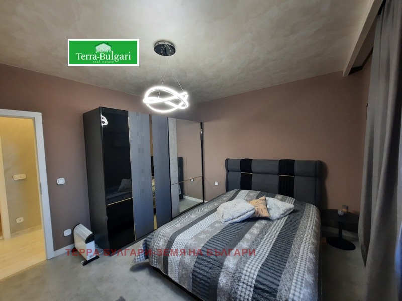 Продава  3-стаен град Перник , Изток , 117 кв.м | 74548410 - изображение [10]