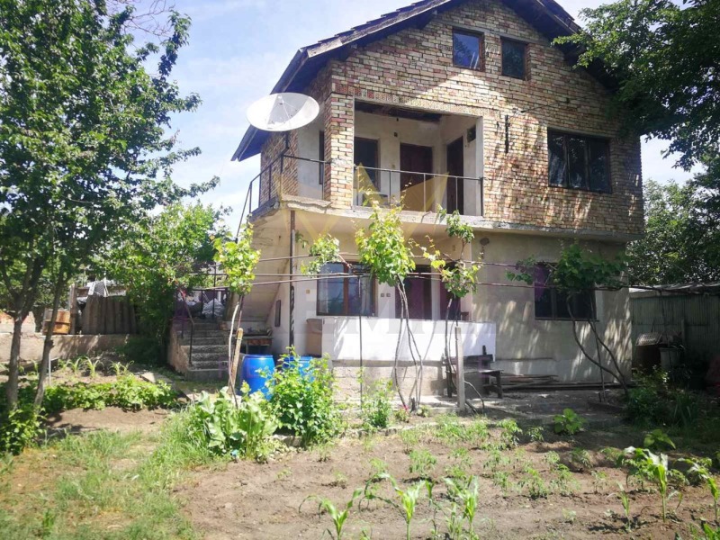 Продава КЪЩА, с. Езерово, област Варна, снимка 1 - Къщи - 47302473