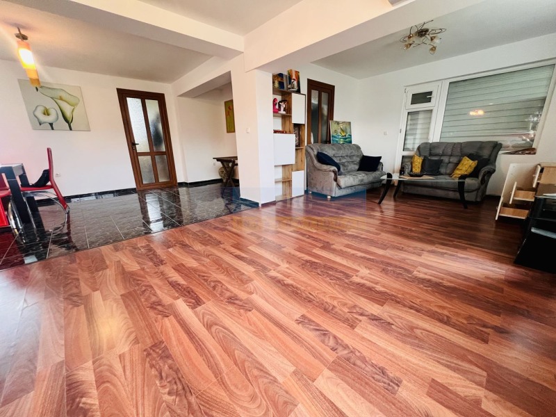 De vânzare  Casa Varna , m-t Perciemliiata , 300 mp | 75128498 - imagine [12]