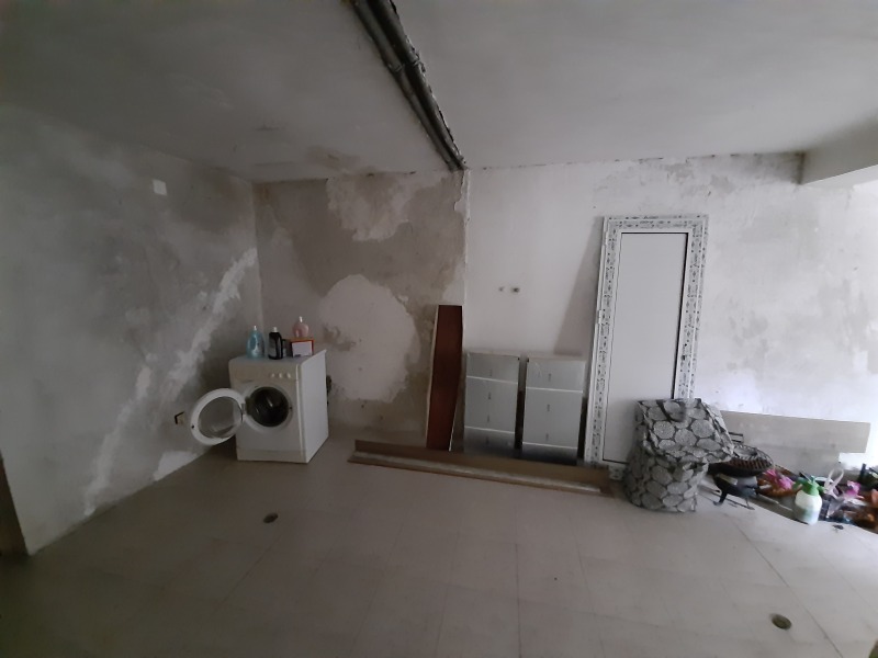 Продава КЪЩА, гр. Дупница, област Кюстендил, снимка 4 - Къщи - 52200150