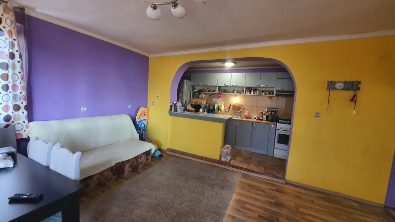 Продава КЪЩА, с. Покрайна, област Видин, снимка 8 - Къщи - 52814988