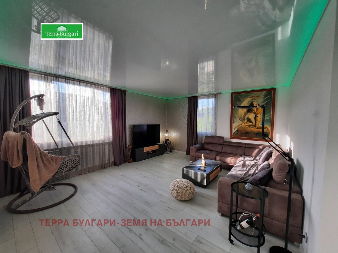 Продава 3-СТАЕН, гр. Перник, Изток, снимка 2 - Апартаменти - 52014788