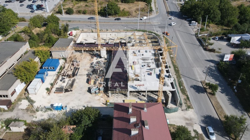 Продава  2-стаен град Плевен , Широк център , 70 кв.м | 76466526 - изображение [11]