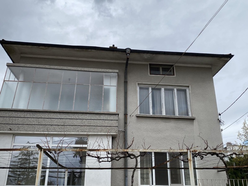Продава  Етаж от къща област Пловдив , гр. Карлово , 95 кв.м | 16239220