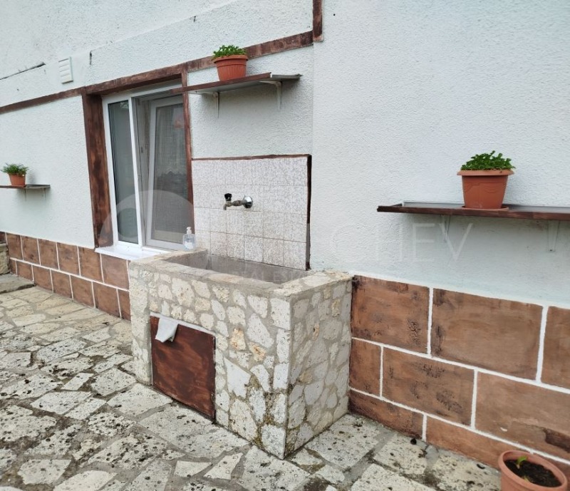 Продава КЪЩА, с. Генерал Кантарджиево, област Варна, снимка 14 - Къщи - 52748304