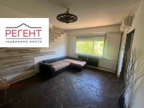 1 quarto Trendafil 2, Gabrovo