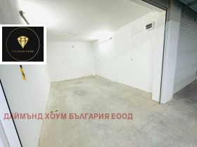 Garage Kjutschuk Parisch, Plowdiw