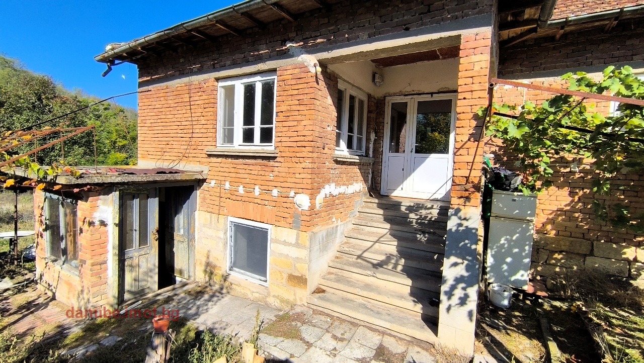 Продава КЪЩА, с. Костанденец, област Разград, снимка 8 - Къщи - 53683799