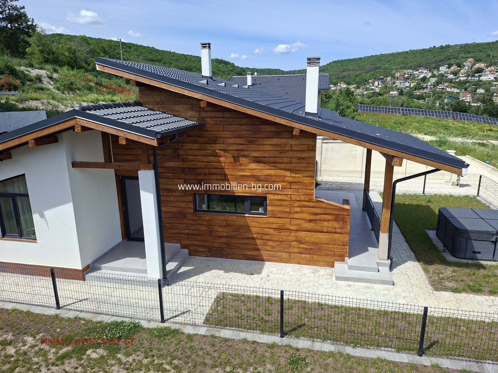 Продава КЪЩА, гр. Балчик, област Добрич, снимка 6 - Къщи - 55804331