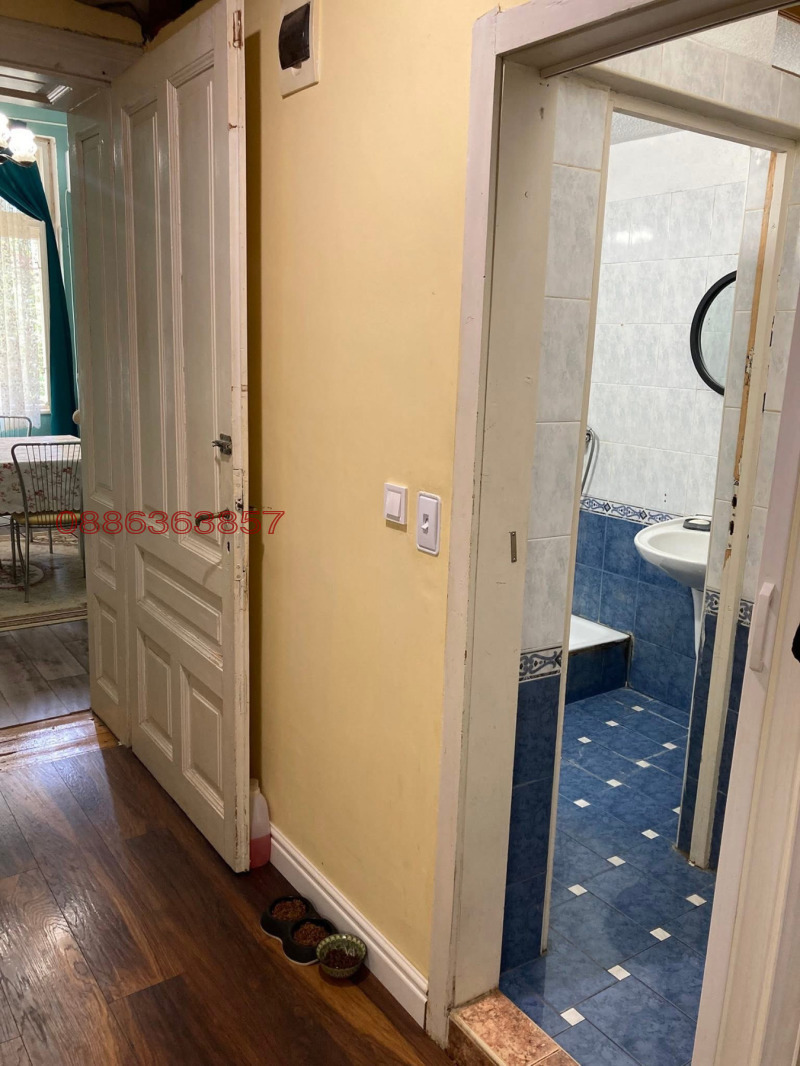 Продава МНОГОСТАЕН, гр. Русе, Център, снимка 7 - Апартаменти - 54231175