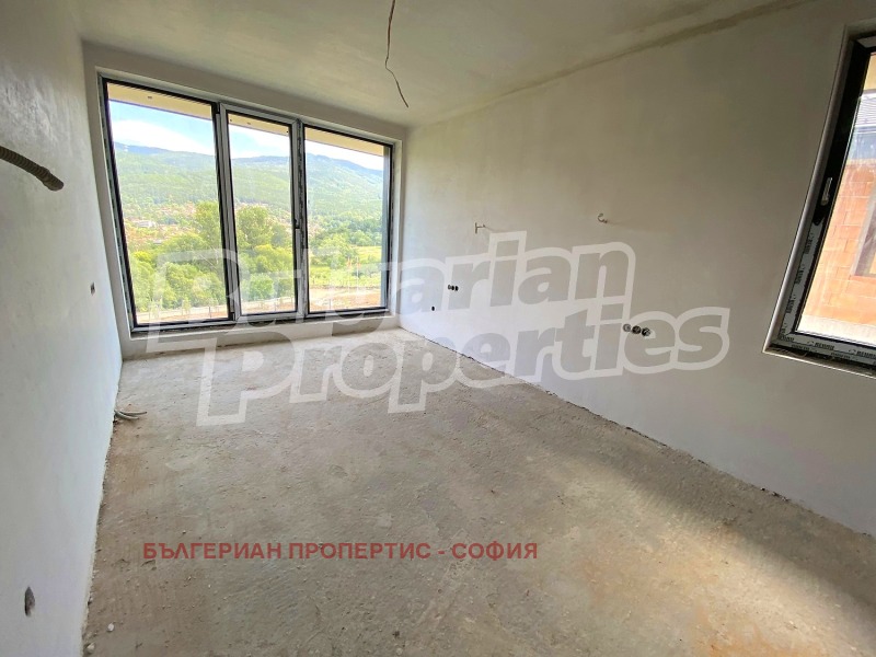 Продава КЪЩА, гр. София, с. Владая, снимка 12 - Къщи - 52781005