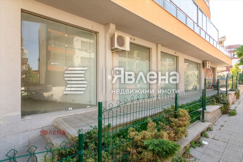 Te koop  Winkel Sofia , Manastirski livadi , 139 m² | 43575578