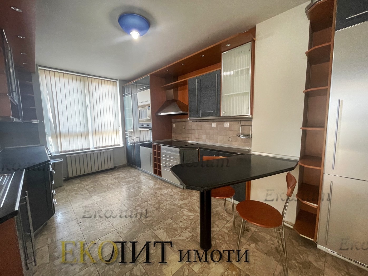 Продава 4-СТАЕН, гр. София, Лозенец, снимка 2 - Апартаменти - 53813242