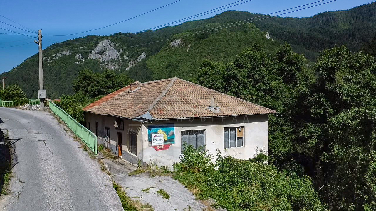 Продава ЗАВЕДЕНИЕ, гр. Асеновград, област Пловдив, снимка 2 - Заведения - 41732102