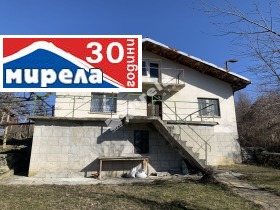 Maison Gabrovtsi, région Veliko Tarnovo 2