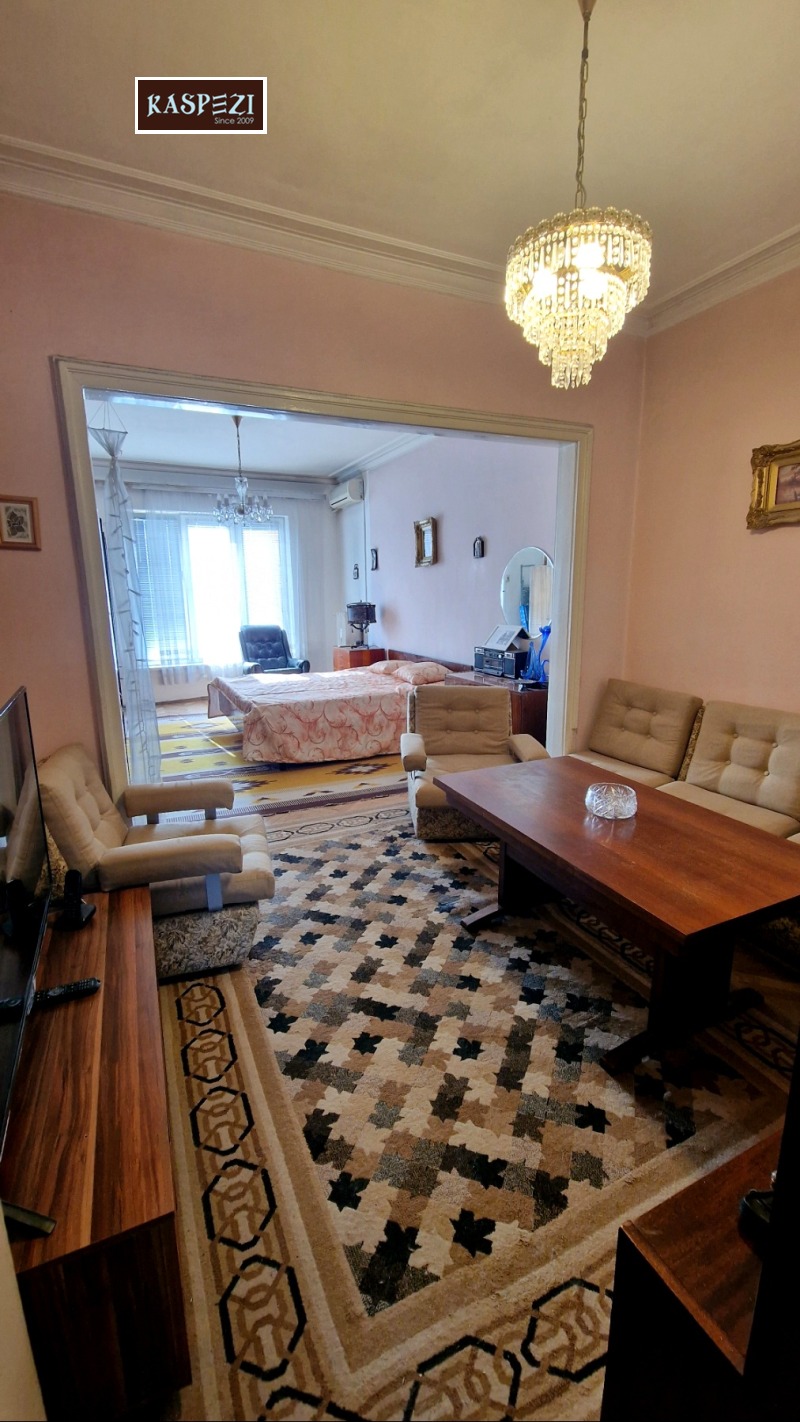 Myytävänä  1 makuuhuone Sofia , Tsentar , 70 neliömetriä | 58912104