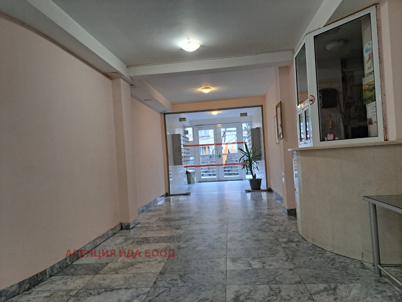 Продава 2-СТАЕН, гр. София, Хладилника, снимка 2 - Апартаменти - 53586987