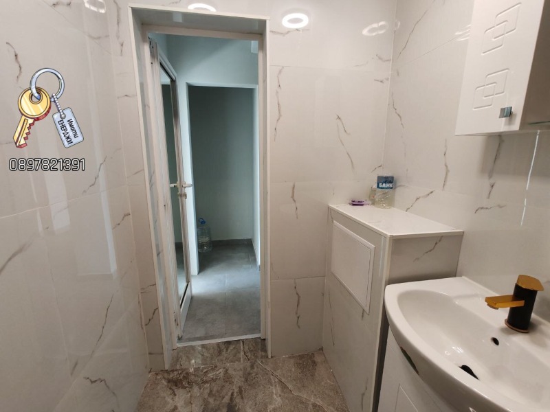 Till salu  3 sovrum Pleven , Idealen centar , 106 kvm | 73326596 - bild [2]