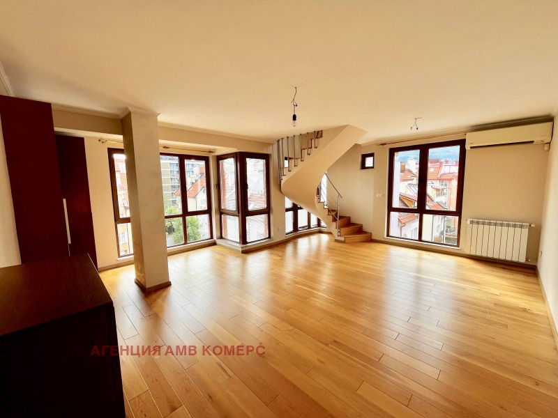 Till salu  3+ sovrum Sofia , Manastirski livadi , 300 kvm | 74083961
