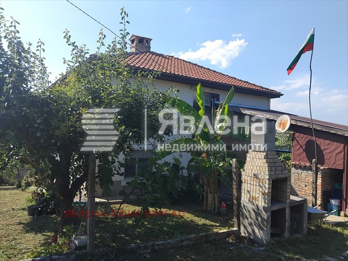 Продава КЪЩА, с. Българи, област Бургас