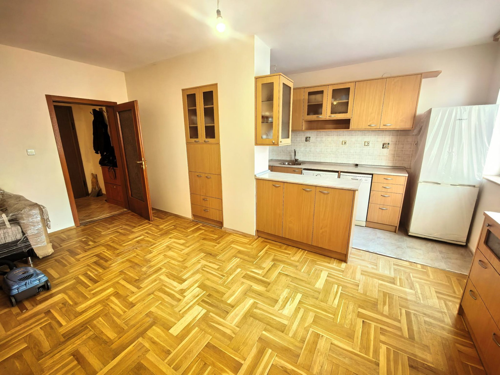 Продава 2-СТАЕН, гр. София, Борово, снимка 2 - Апартаменти - 54328290