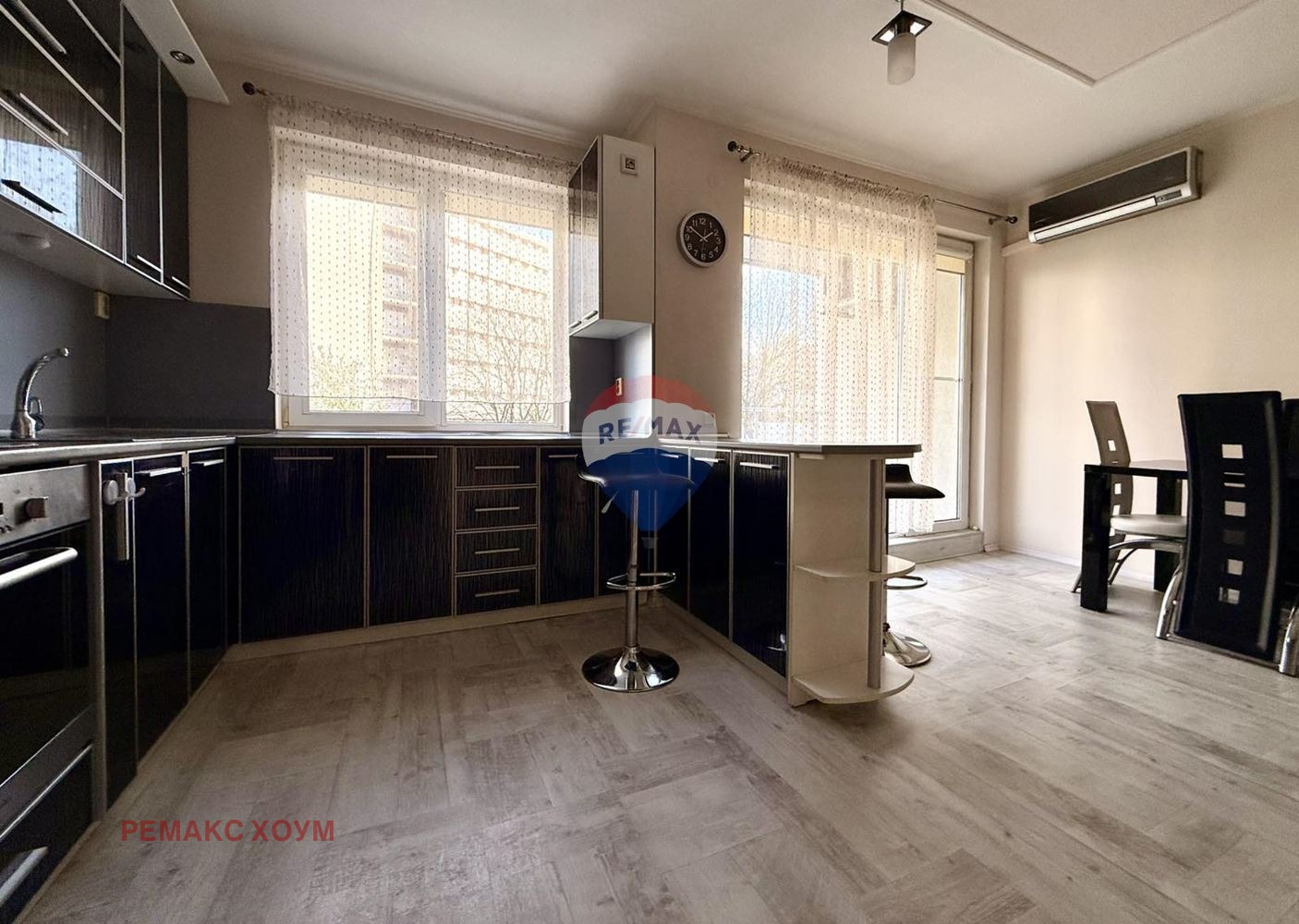 Продава 3-СТАЕН, гр. Варна, Окръжна болница-Генерали, снимка 3 - Апартаменти - 54240255