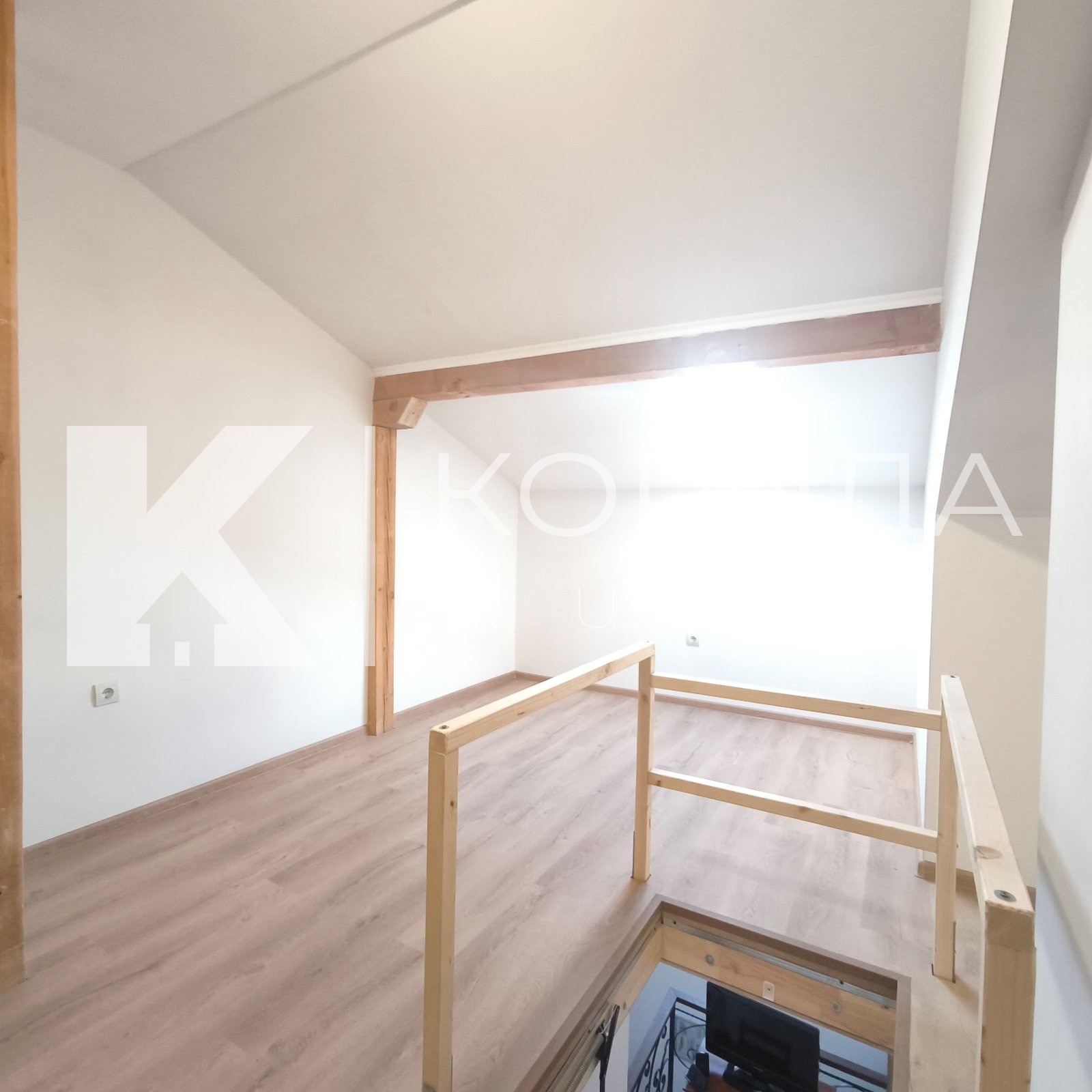 Продава КЪЩА, гр. Правец, област София област, снимка 14 - Къщи - 54638698