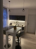 Продава ЕТАЖ ОТ КЪЩА, гр. Пловдив, Център, снимка 2