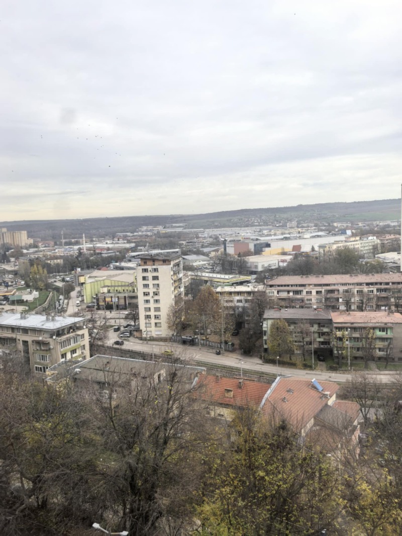 Продава 3-СТАЕН в град Плевен, Широк център - 106 кв.м / 140 000 € » 273 816.20 лв., ШАНС