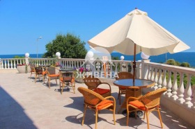 Otel k.k. Çayka, Varna