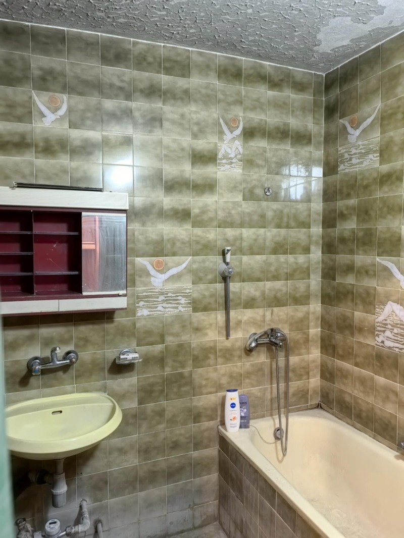 Продава 3-СТАЕН, гр. Плевен, Широк център, снимка 8 - Апартаменти - 52549553