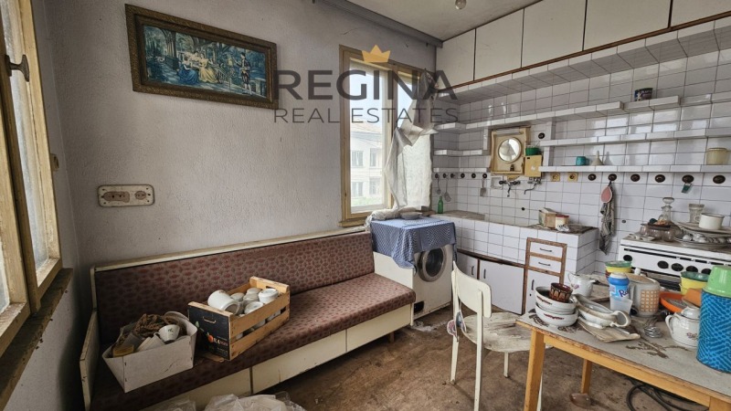 Продава КЪЩА, гр. Хисаря, област Пловдив, снимка 6 - Къщи - 52144518