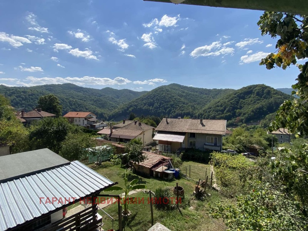 Продава КЪЩА, гр. Габрово, Лисец, снимка 2 - Къщи - 55654474