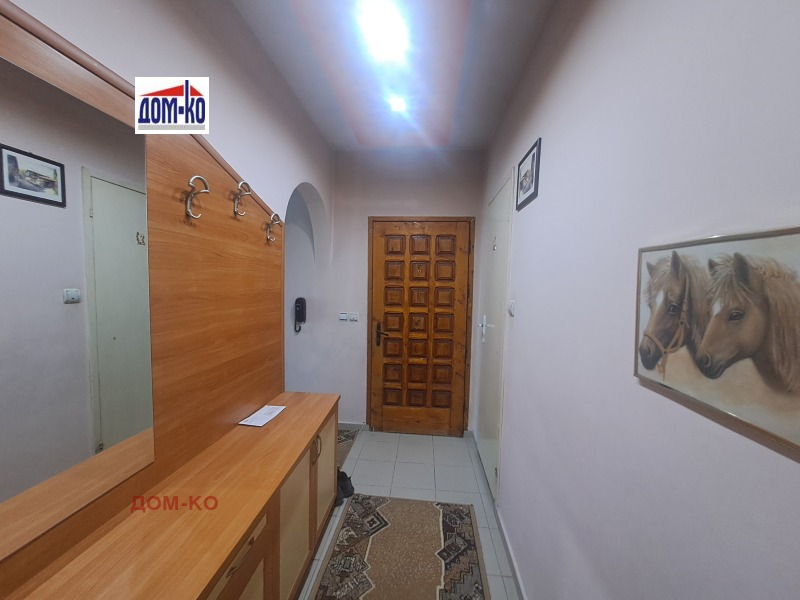 Продава 3-СТАЕН в град Пазарджик, Устрем - 82 кв.м / 93 000 € » 181 892.19 лв., ДОМ-КО