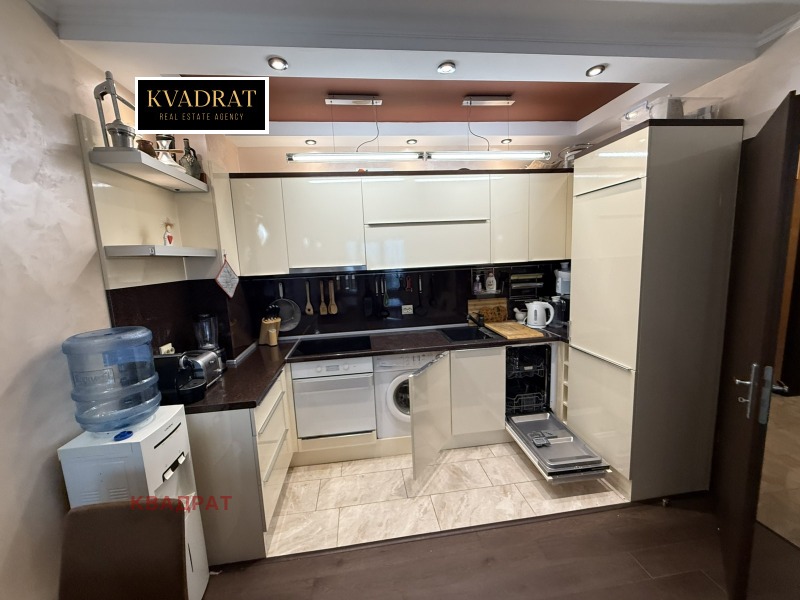 Na prodej  2 ložnice Varna , k.k. Zlatni pjasaci , 100 m2 | 97346888 - obraz [4]