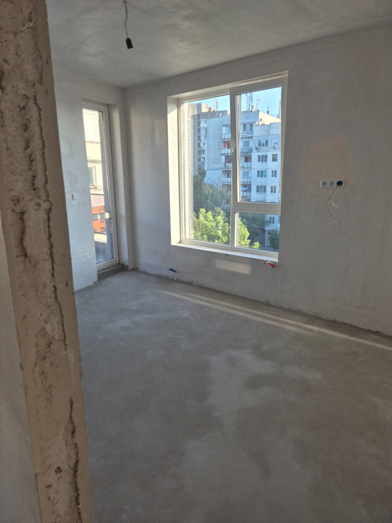 Zu verkaufen  3 Schlafzimmer Plewen , Schirok zentar , 144 qm | 78470836 - Bild [4]