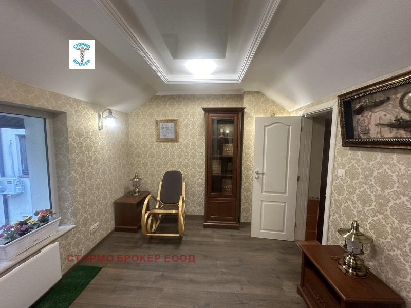 Продава  Офис град София , Център , 220 кв.м | 75807910 - изображение [17]