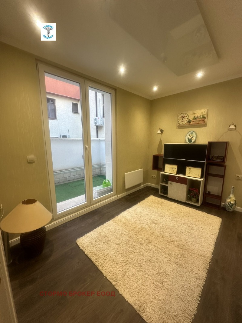 Продава  Офис град София , Център , 220 кв.м | 75807910 - изображение [2]