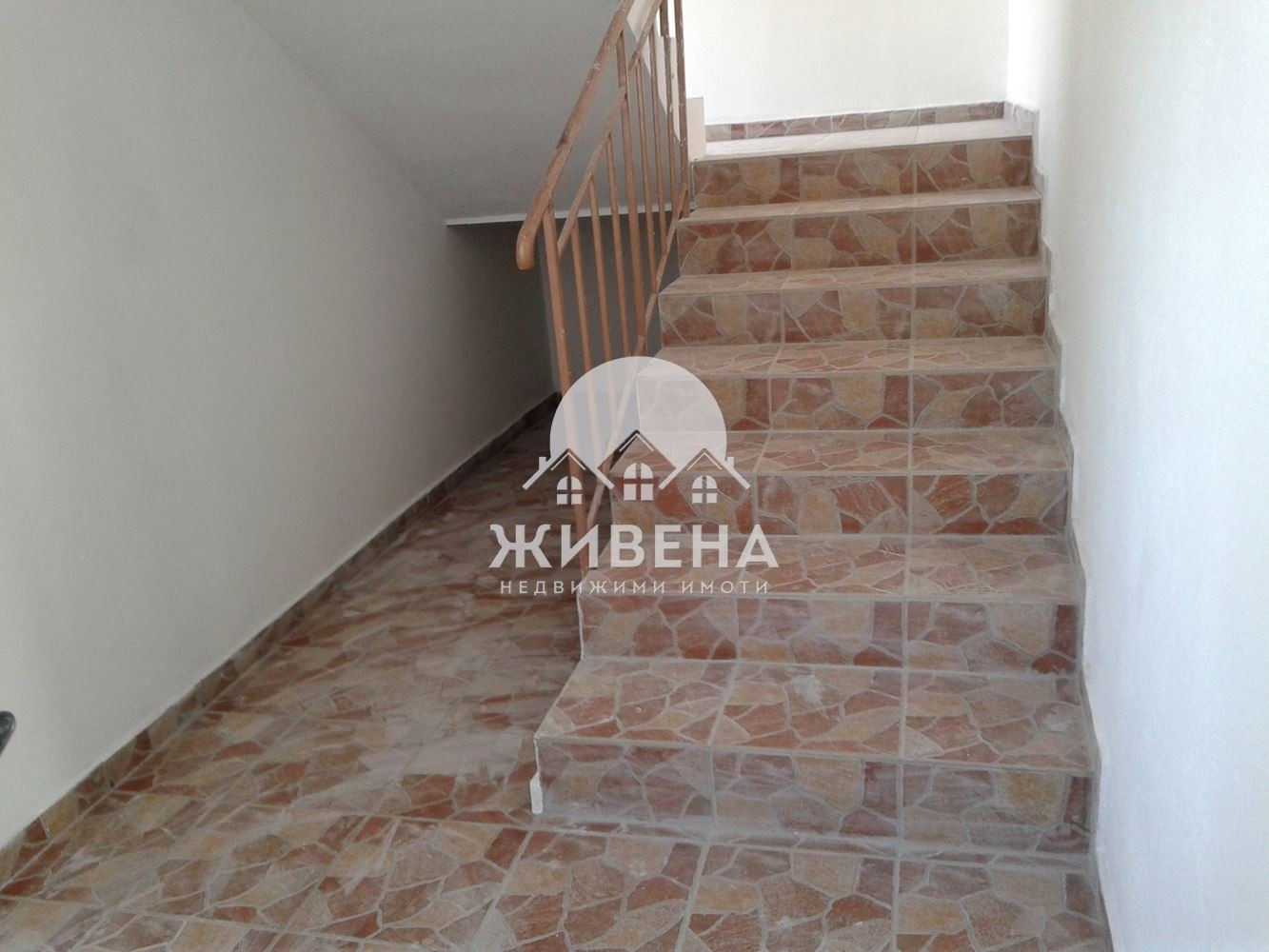 Продава КЪЩА, с. Божурец, област Добрич, снимка 8 - Къщи - 52469402
