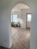 Продава КЪЩА, с. Божурец, област Добрич, снимка 11