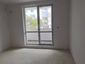Продава 2-стаен град Пазарджик Устрем - [1] 