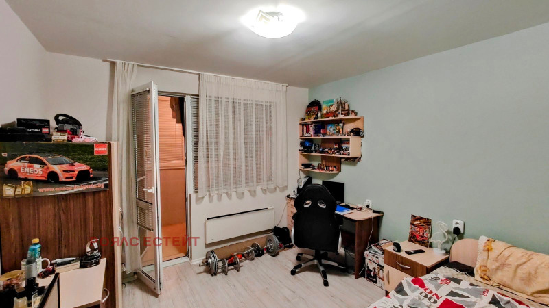 Продава 3-СТАЕН, гр. Стара Загора, Център, снимка 8 - Aпартаменти - 47433249