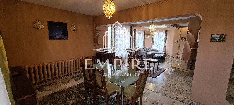 Продава 4-СТАЕН, гр. София, Витоша, снимка 3 - Апартаменти - 49656251