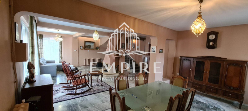 Продава 4-СТАЕН, гр. София, Витоша, снимка 2 - Апартаменти - 49656251