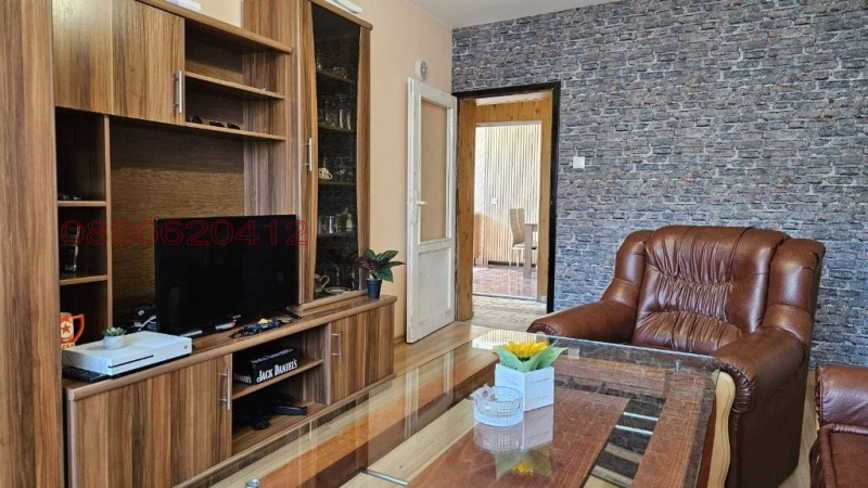 Продава ЕТАЖ ОТ КЪЩА, гр. Перник, Клепало, снимка 12 - Етаж от къща - 52781022