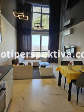 1 sovrum Trakija, Plovdiv