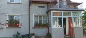 Продажба на имоти в с. Нефела, област Враца - изображение 2 