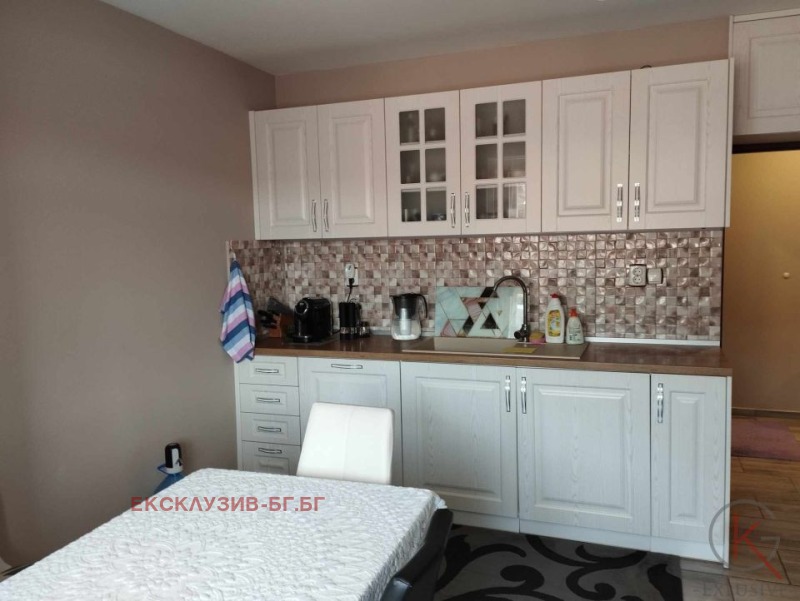 In vendita  2 camere da letto Shumen , Tsentar , 73 mq | 98390570 - Immagine [2]