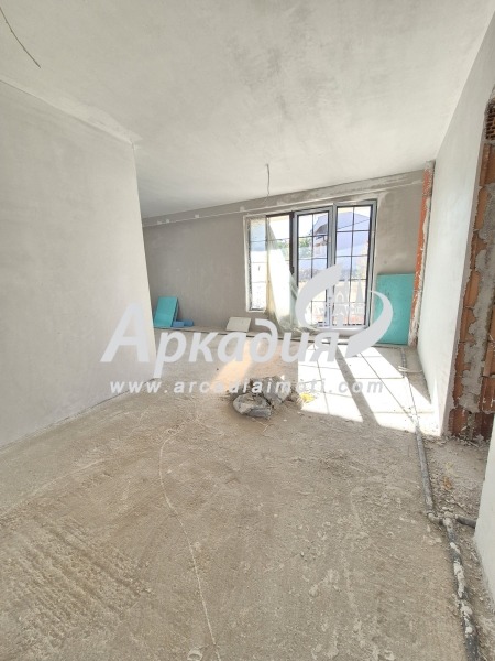 Продава 3-СТАЕН, гр. Пловдив, Христо Смирненски